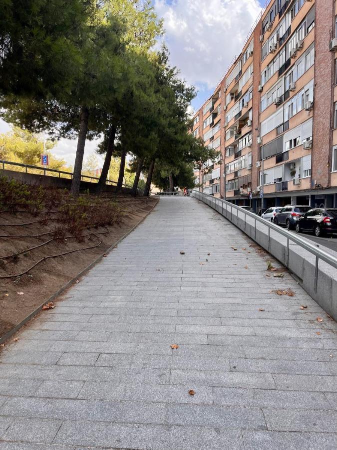 Madrid River Dreams Экстерьер фото